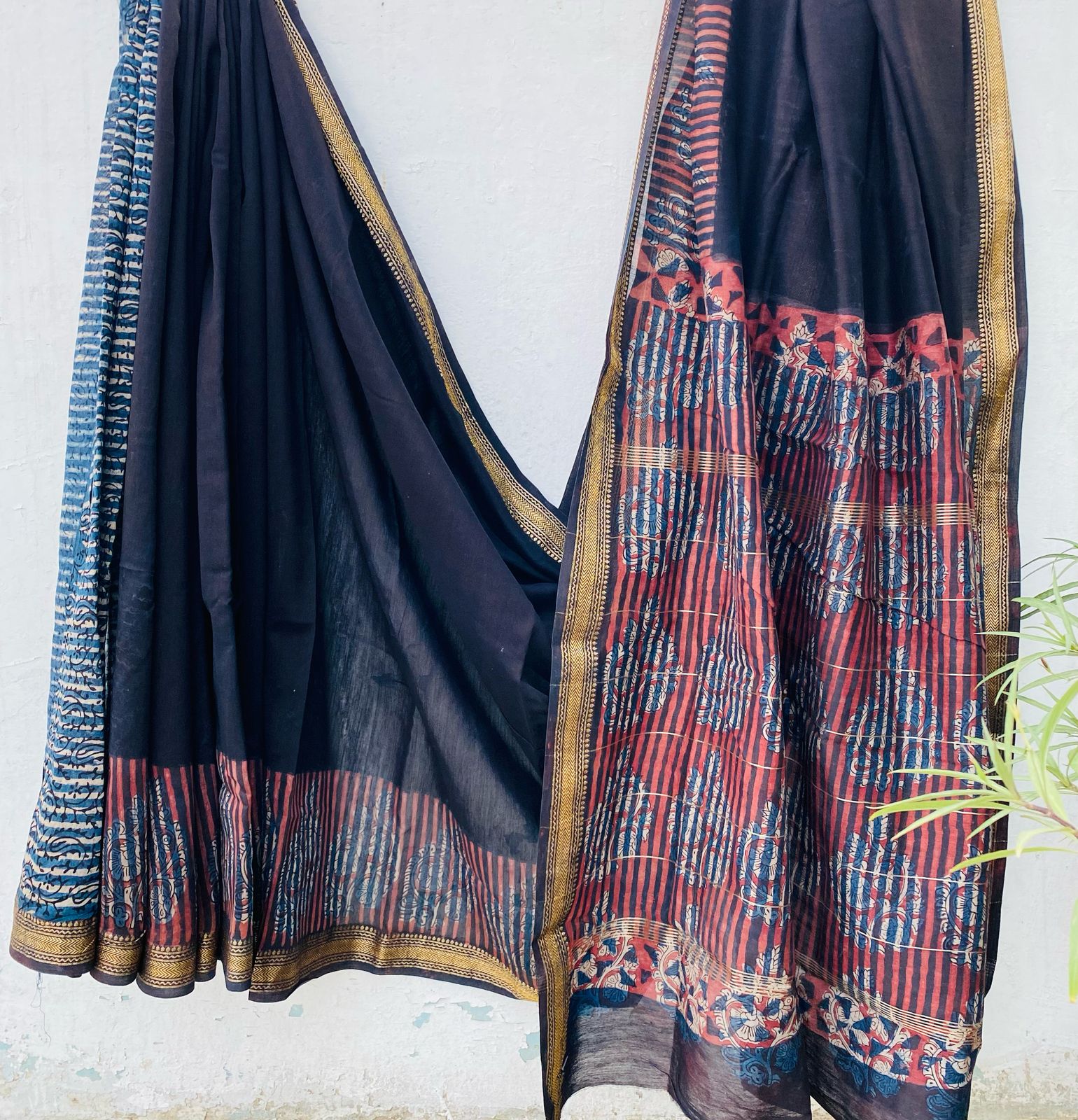 Maheshwari silk saree wholesale, hand block printed black maroon butta, pure silk saree by Fabtexs